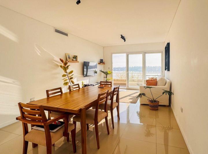 Departamento · 90m² · 4 Ambientes · 2 Cocheras