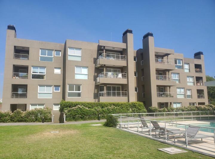 Departamento · 90m² · 4 Ambientes · 2 Cocheras