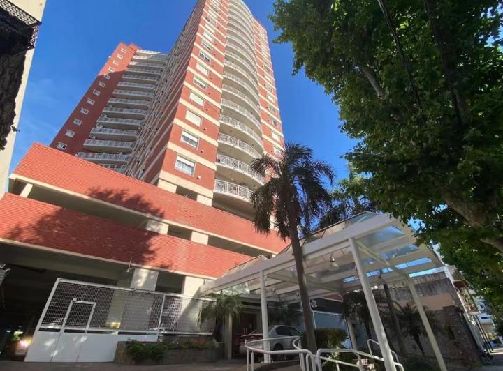 Departamento · 42m² · 2 Ambientes · 1 Cochera