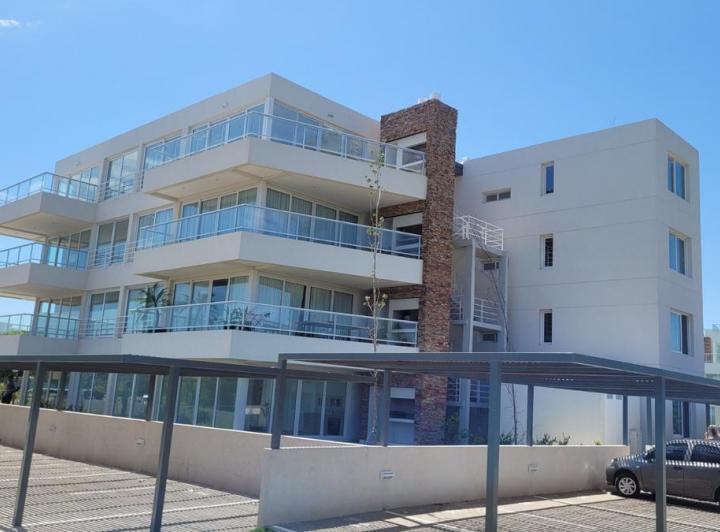 Departamento · 65m² · 2 Ambientes · 1 Cochera
