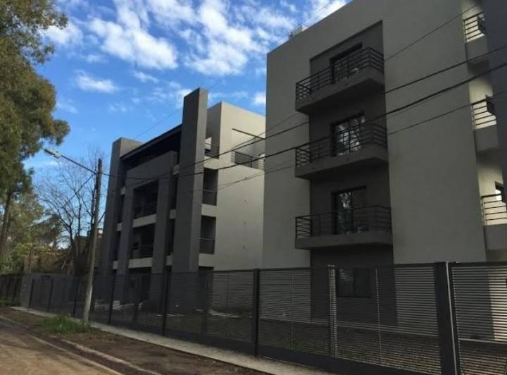 Departamento · 50m² · 2 Ambientes · 1 Cochera