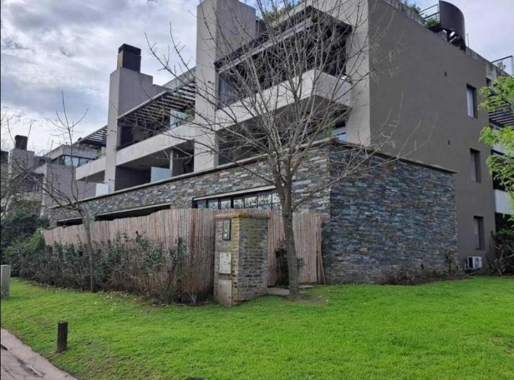 Departamento · 85m² · 3 Ambientes · 1 Cochera