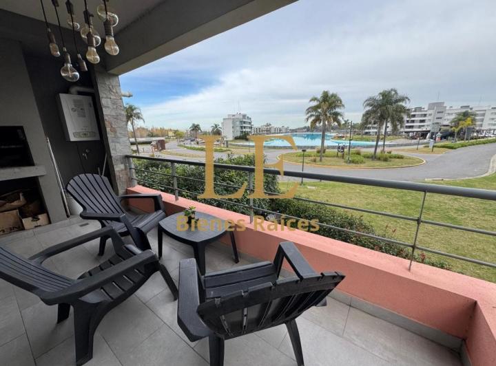 Departamento · 70m² · 3 Ambientes · 6 Cocheras