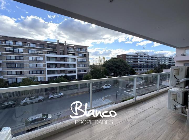 Departamento · 60m² · 3 Ambientes · 1 Cochera