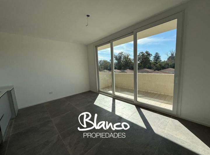 Departamento · 47m² · 2 Ambientes · 1 Cochera