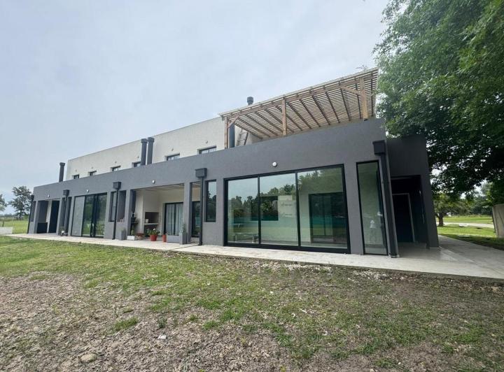Departamento · 40m² · 2 Ambientes · 1 Cochera