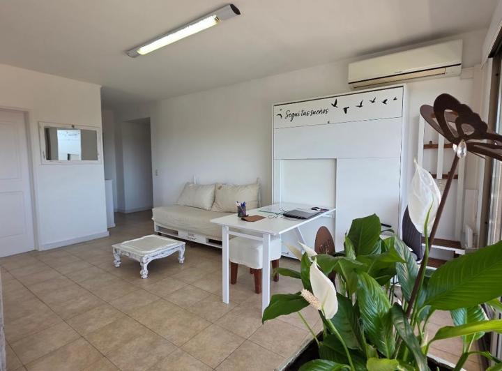Departamento · 71m² · 2 Ambientes · 1 Cochera