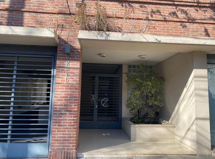 Departamento · 68m² · 4 Ambientes · 1 Cochera