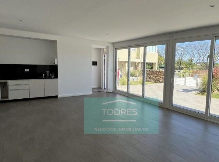 Departamento · 60m² · 2 Ambientes · 1 Cochera