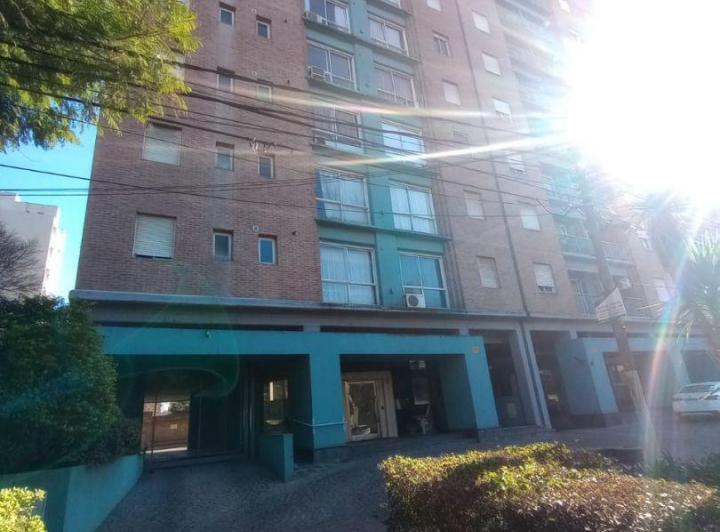 Departamento · 48m² · 3 Ambientes · 1 Cochera
