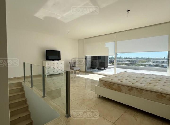 Departamento · 172m² · 4 Ambientes · 2 Cocheras