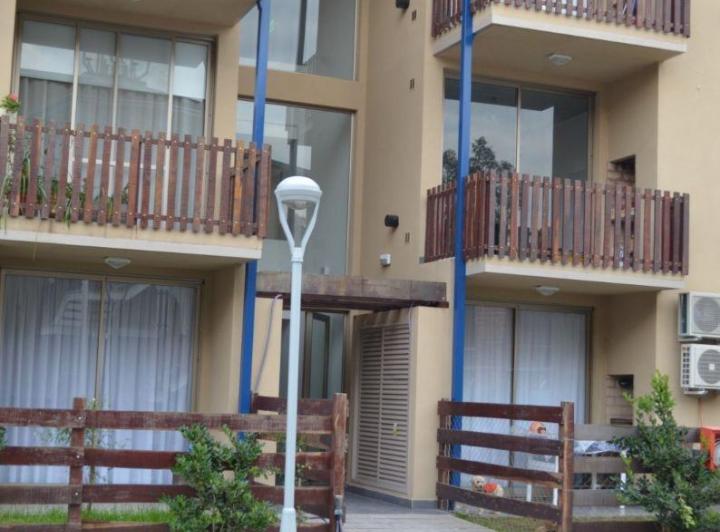 Departamento · 68m² · 3 Ambientes · 3 Cocheras