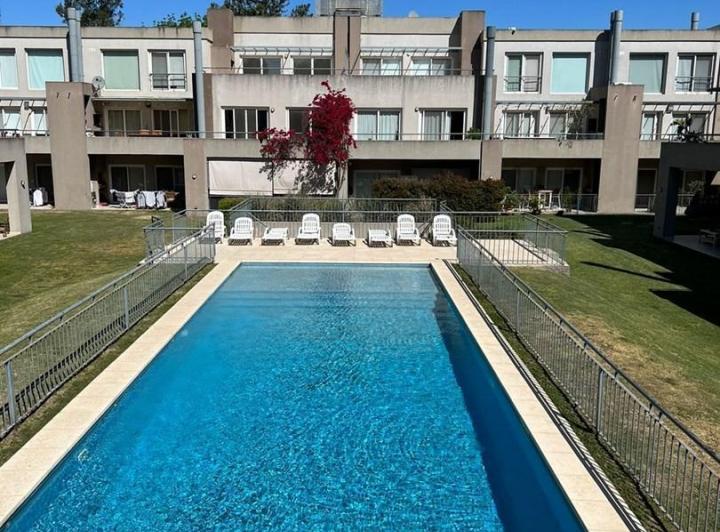 Departamento · 62m² · 2 Ambientes · 1 Cochera