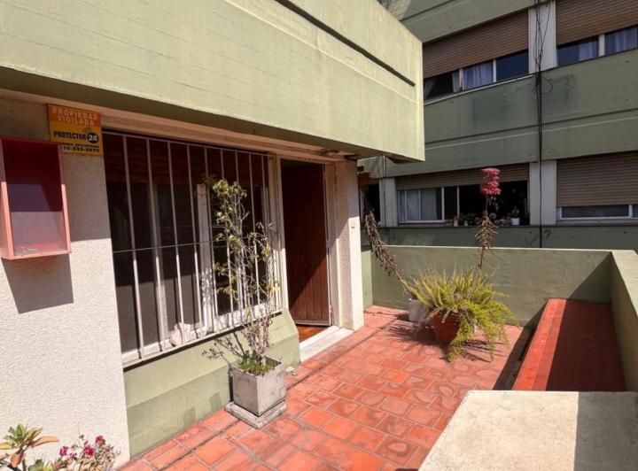 Departamento · 90m² · 4 Ambientes · 1 Cochera
