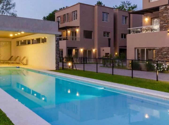 Departamento · 60m² · 3 Ambientes · 1 Cochera