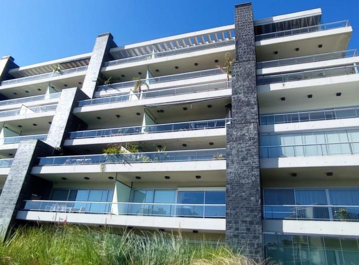 Departamento · 59m² · 3 Ambientes · 1 Cochera