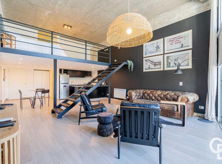 Departamento · 77m² · 2 Ambientes · 1 Cochera