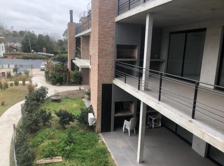 Departamento · 69m² · 2 Ambientes · 1 Cochera