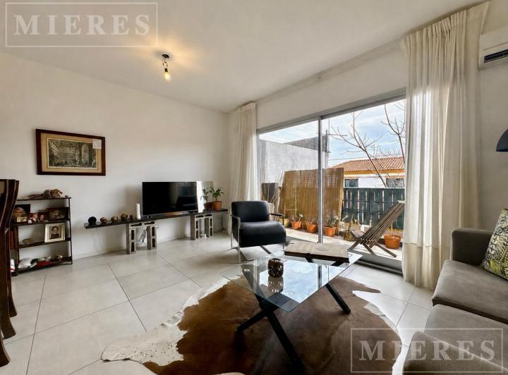 Departamento · 45m² · 2 Ambientes · 1 Cochera
