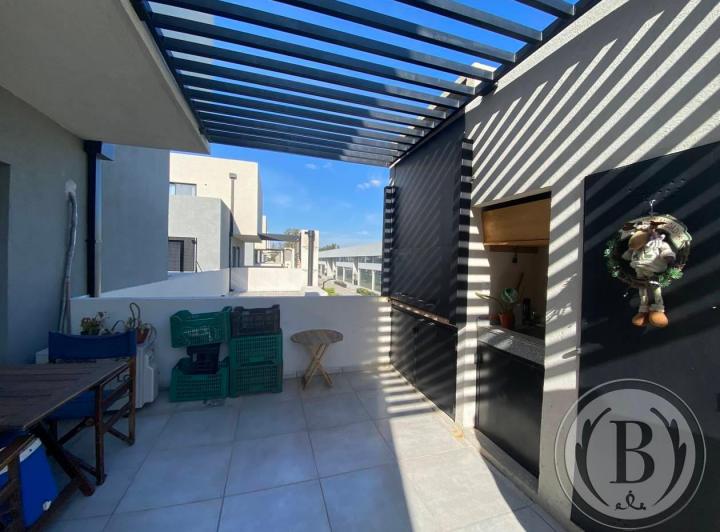 Departamento · 90m² · 3 Ambientes · 1 Cochera