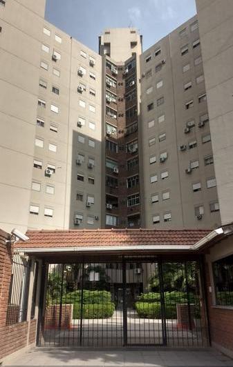 Departamento · 60m² · 2 Ambientes · 1 Cochera