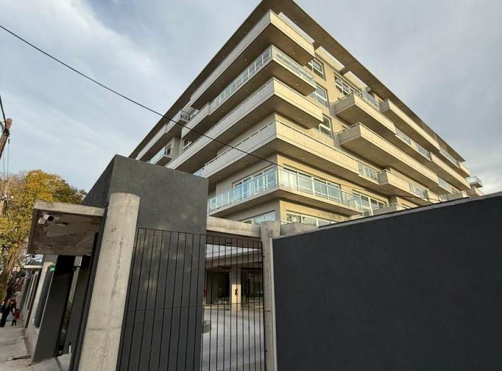 Departamento · 39m² · 2 Ambientes · 2 Cocheras