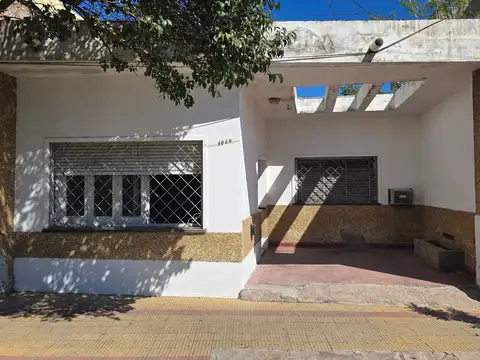 ¿querías vivir en el centro? bueno, más al medio no se puede