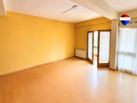 Departamento amplio venta centro 3 dorm c/cochera
