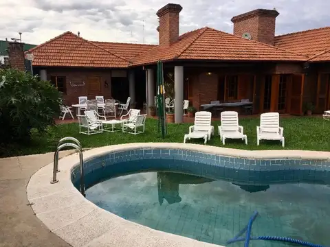 Vendo. casa en calle pellegrini. concordia, er.