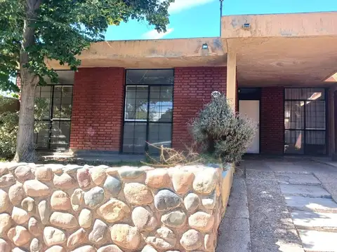 Venta casa barrio supe 3 habitaciones godoy cruz