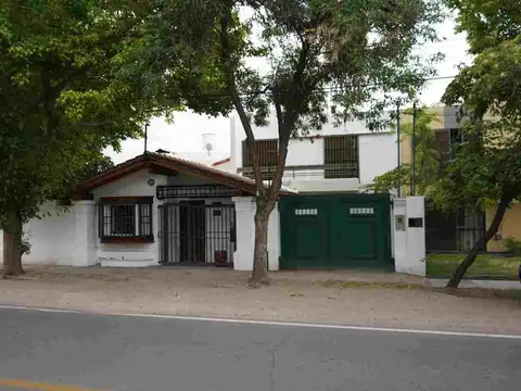 Casa esquina en venta en san martín