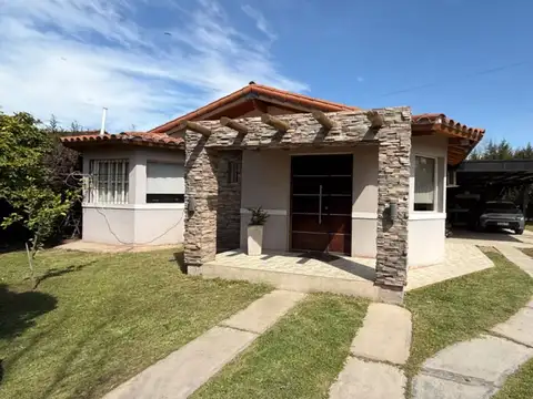 Venta casa barrio privado los cerezos, maipú