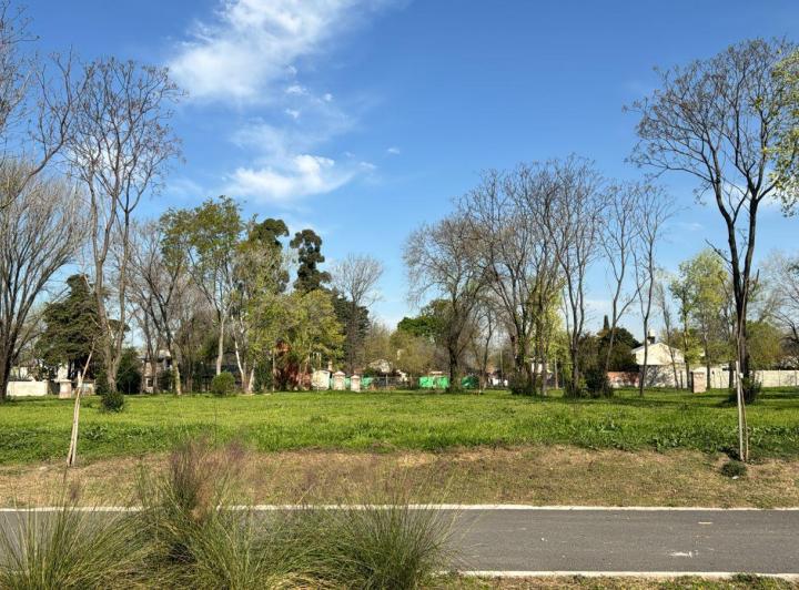 Terreno · 406m²