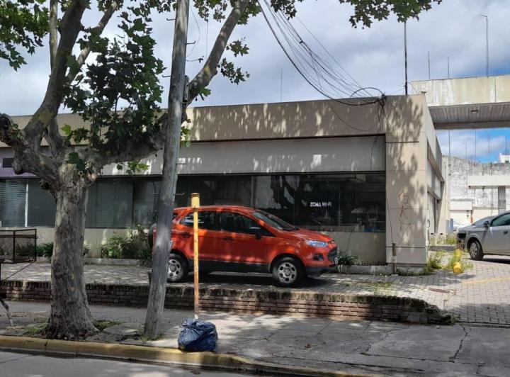 Terreno · 300m²