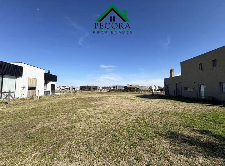 Terreno · 635m²