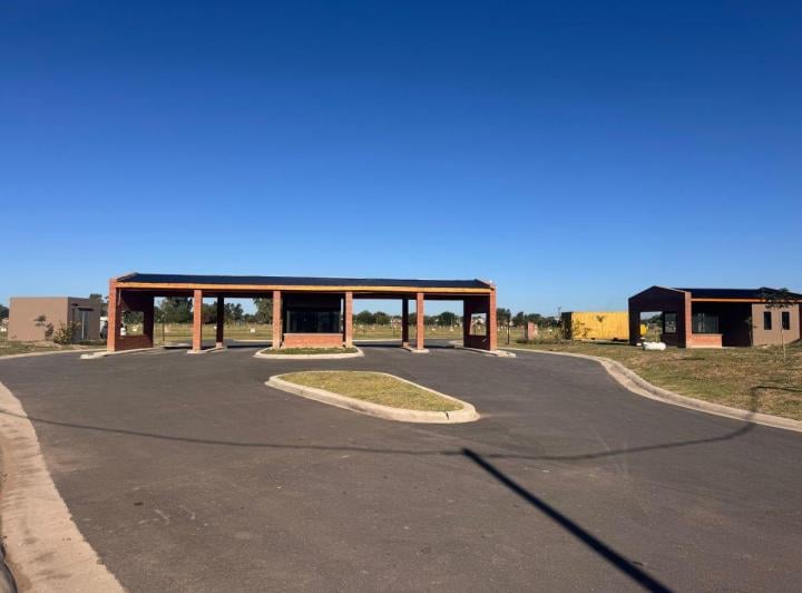 Terreno · 611m²