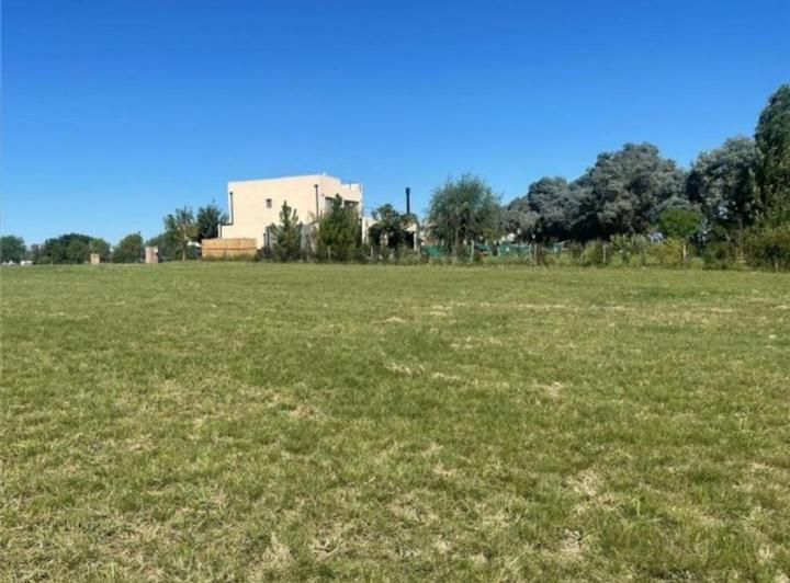 Terreno · 1579m²