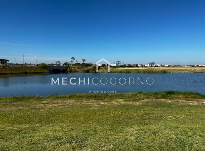 Terreno · 940m²