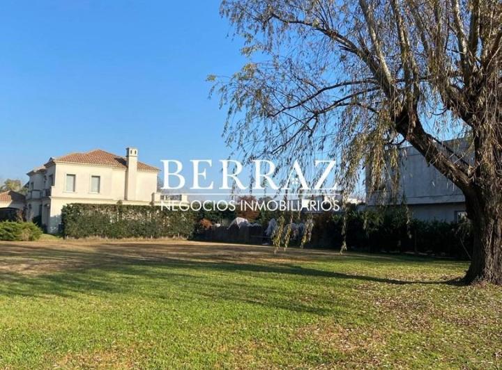 Terreno · 1005m²