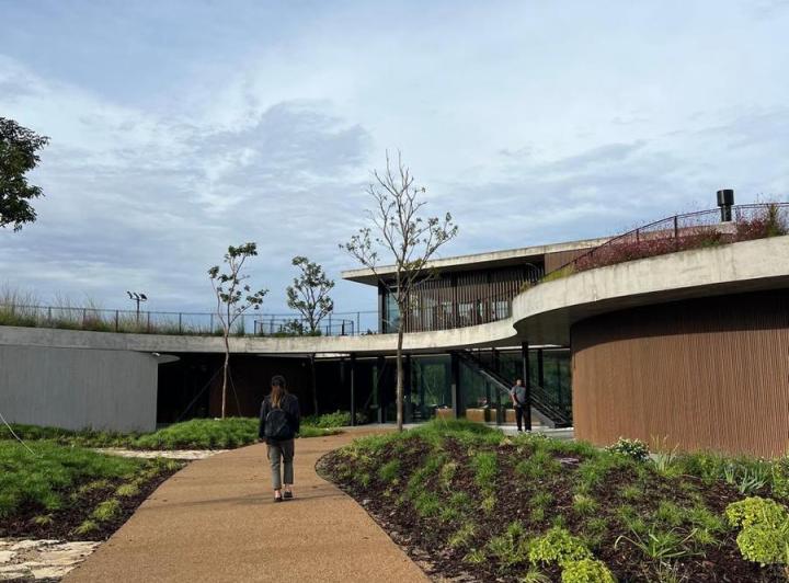 Terreno · 978m²