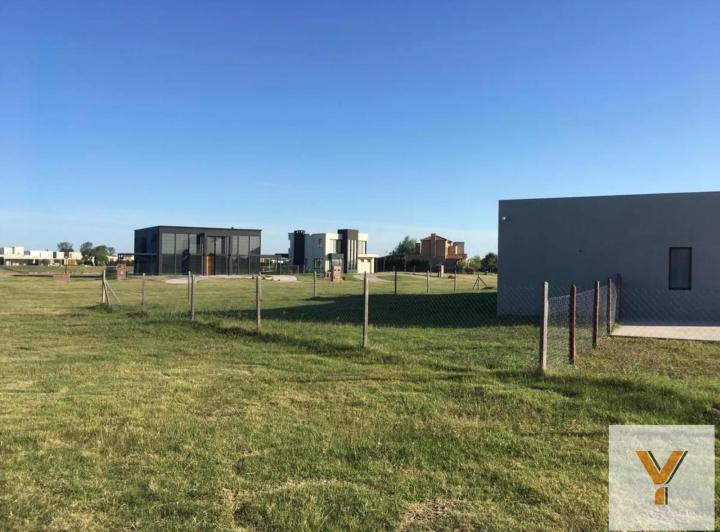 Terreno · 1095m²