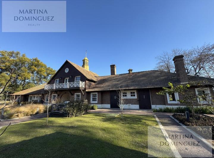 Terreno · 880m²