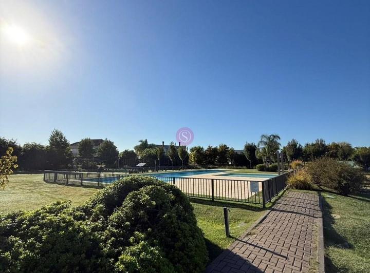 Terreno · 600m²