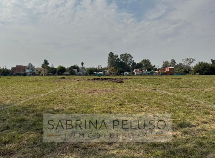 Terreno · 700m²