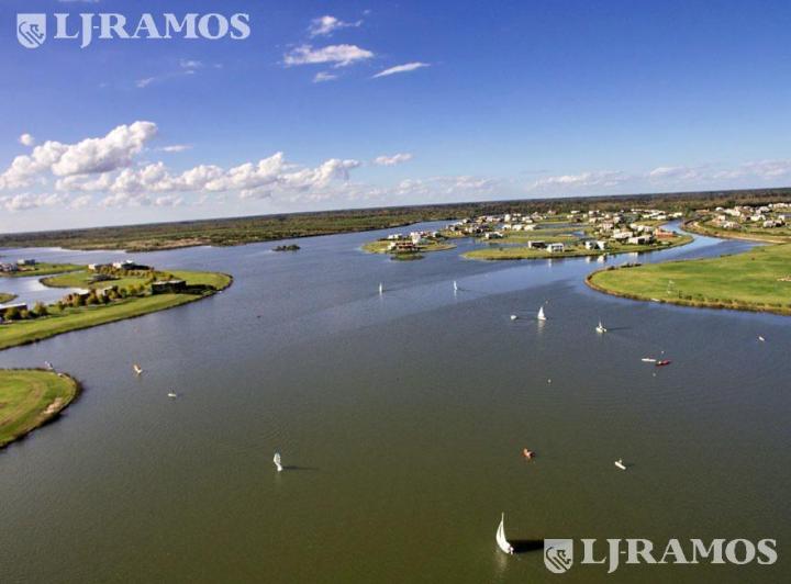 Terreno · 620m²