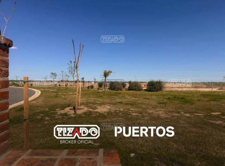 Terreno · 680m²