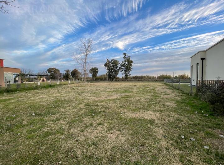 Terreno · 764m²