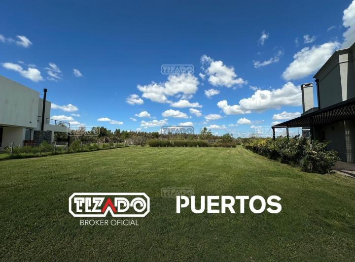 Terreno · 776m²