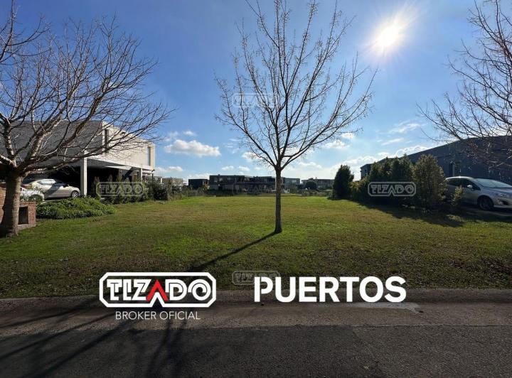 Terreno · 870m²