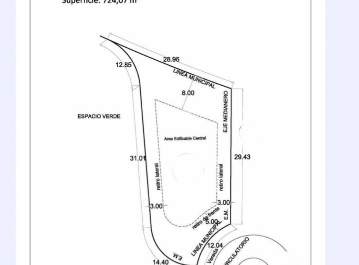 Terreno · 724m²